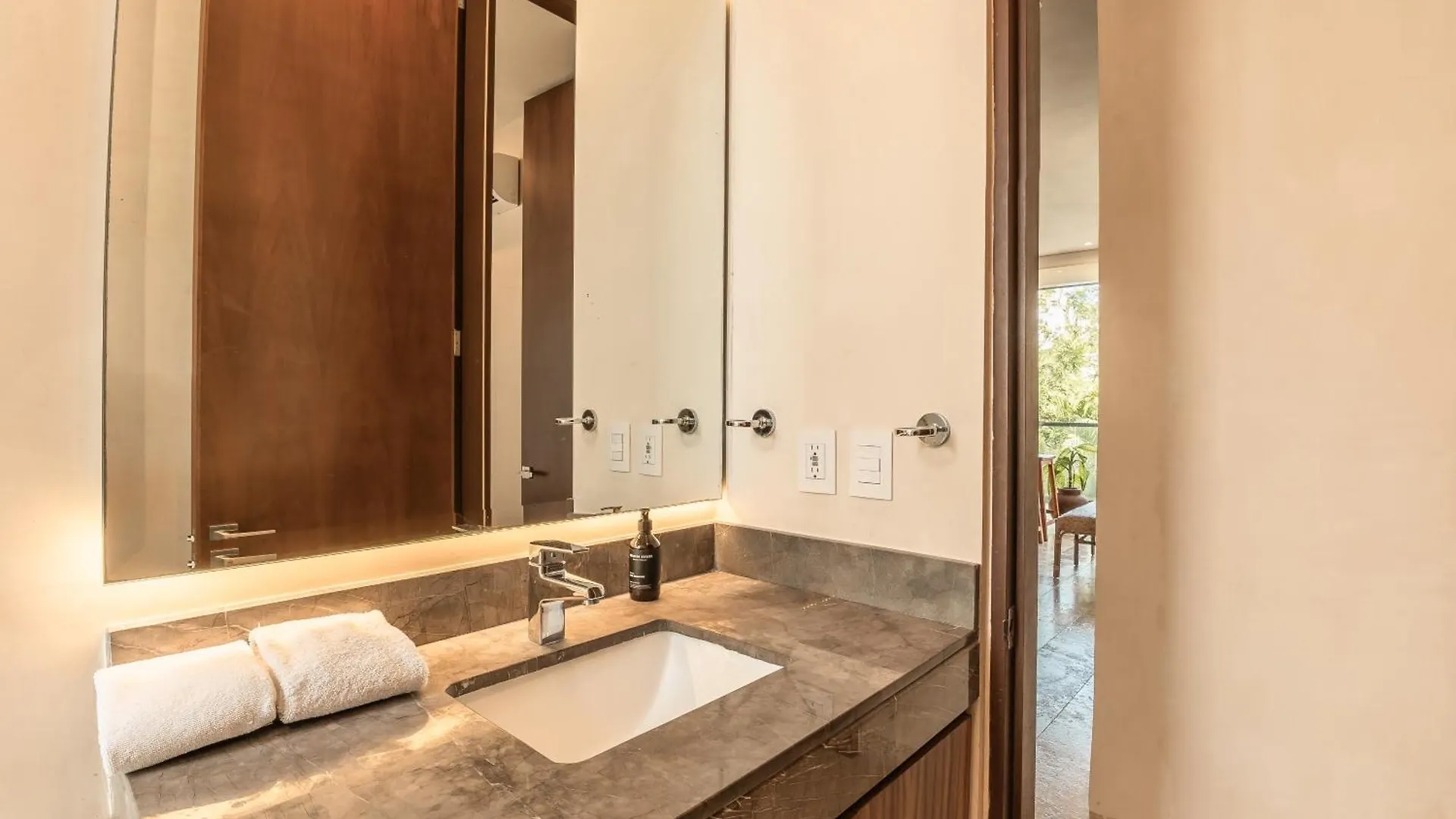 2Br, Aldea Zama, 15Minutes From Beach Tulum 0*,  Mexico